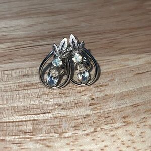 Vintage Van Dell Sterling silver pineapple diamond earrings